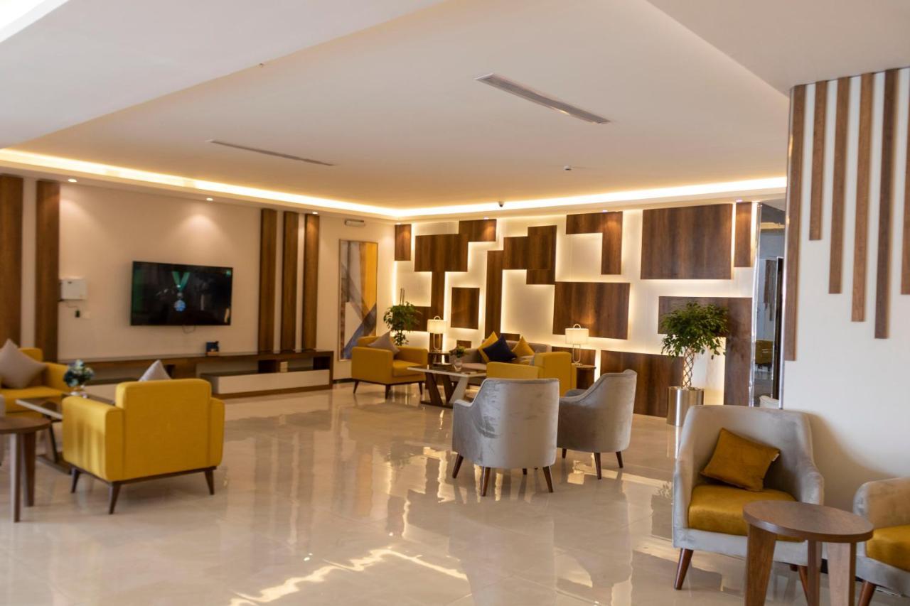 The Palace Hotel Suites Khamis Mushait Exterior foto