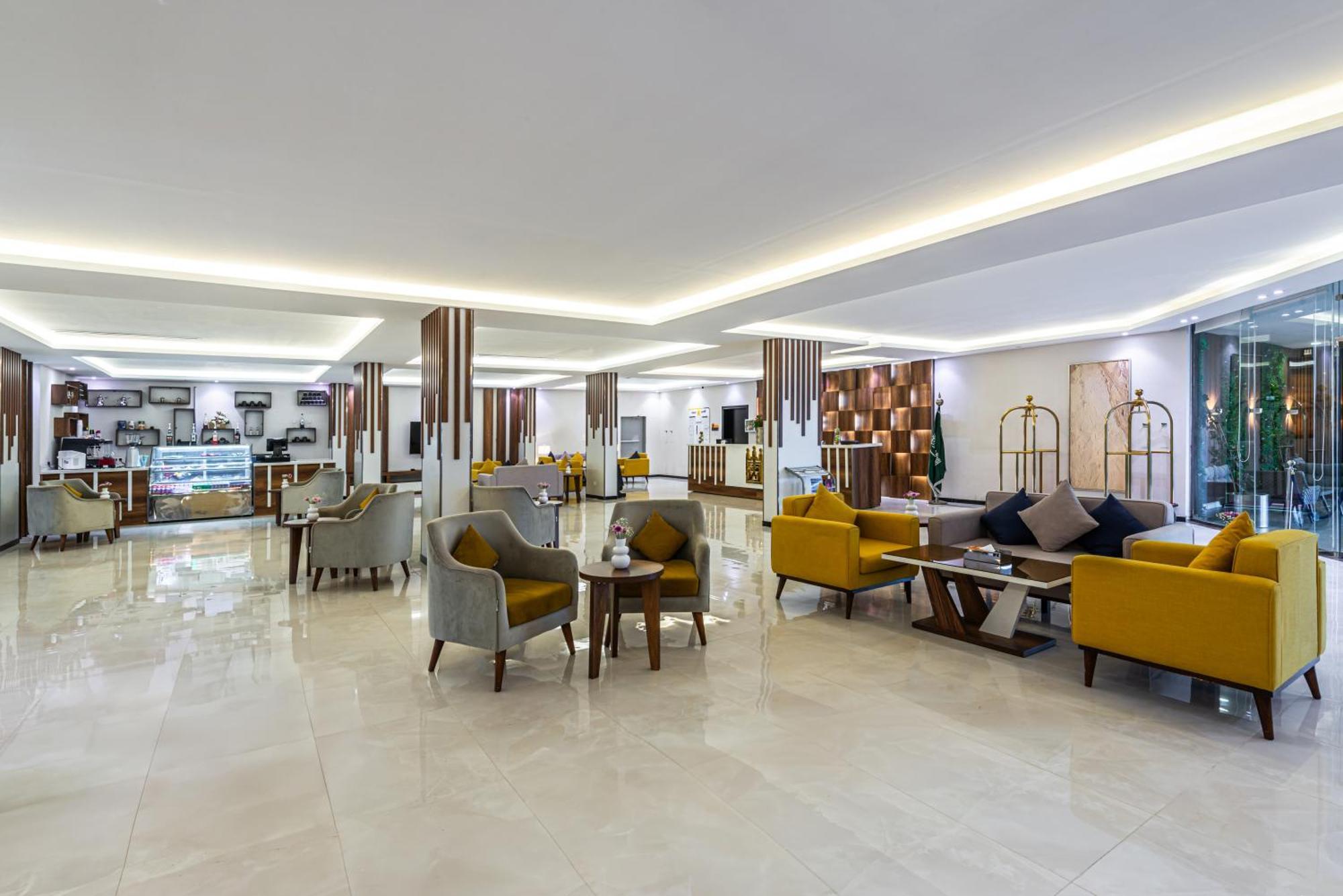 The Palace Hotel Suites Khamis Mushait Exterior foto